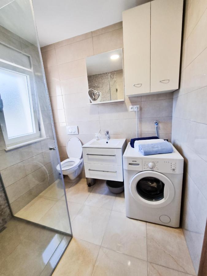 Apartment Ane 2 Tisno Luaran gambar