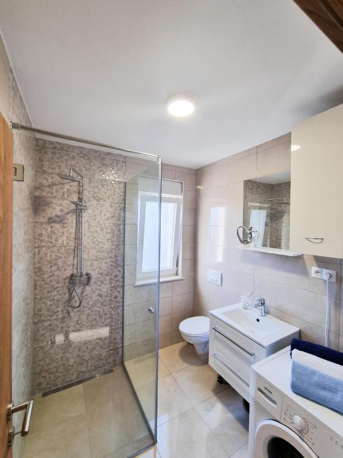 Apartment Ane 2 Tisno Luaran gambar