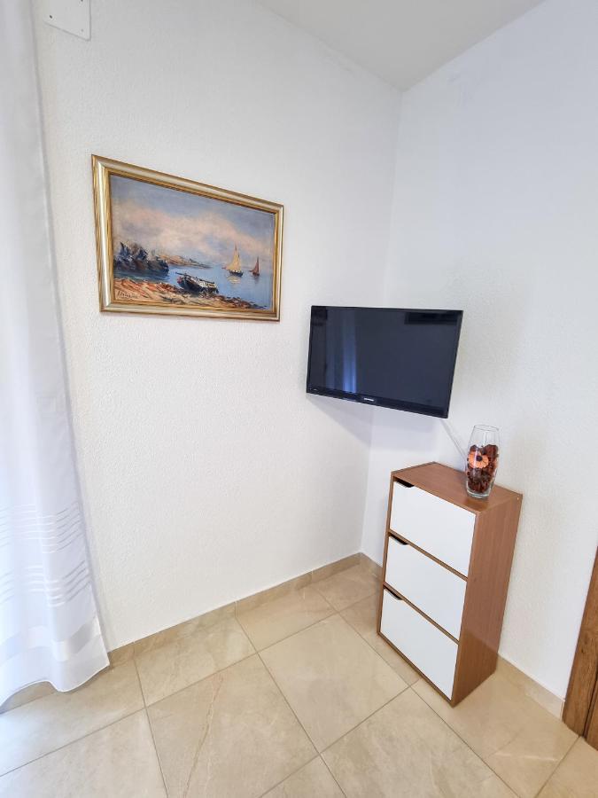 Apartment Ane 2 Tisno Luaran gambar